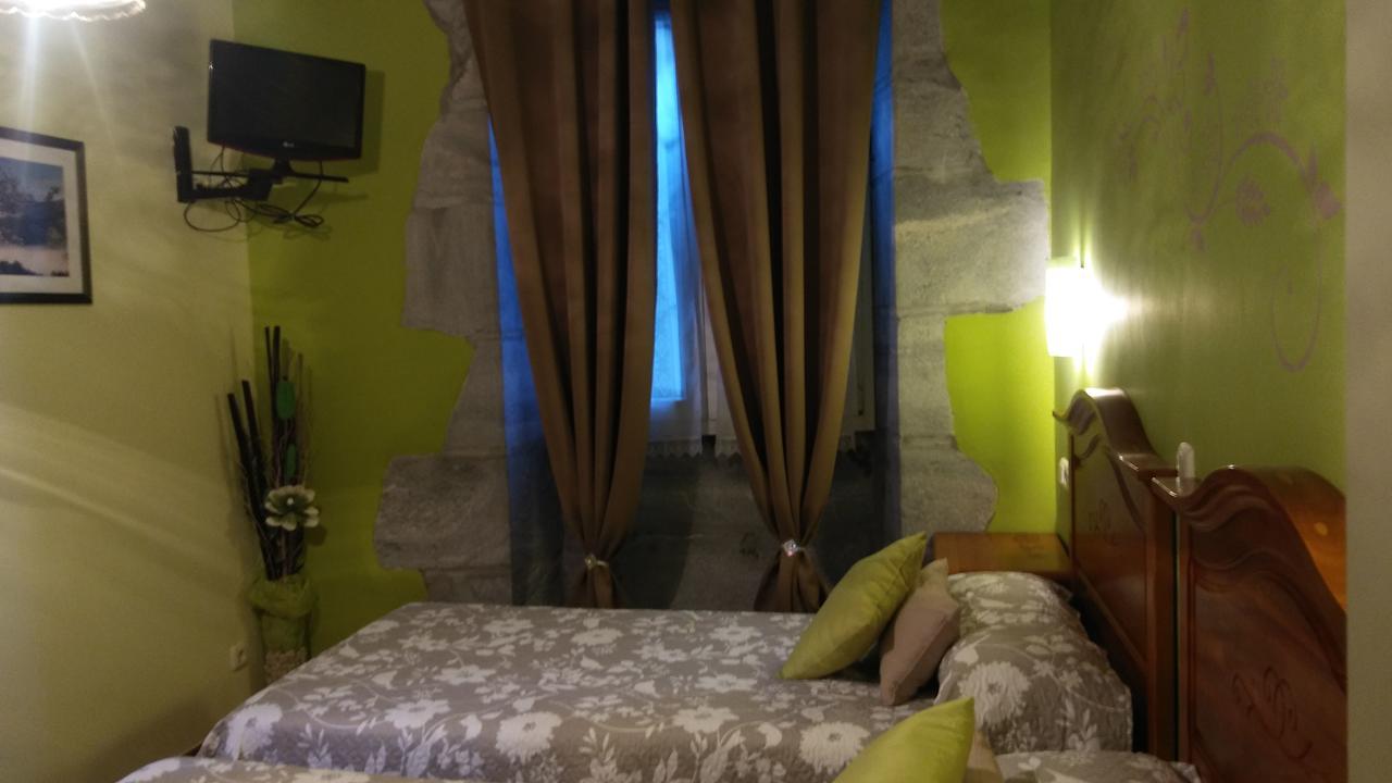 Hostal Ekaitza Hotel Lesaka Bilik gambar
